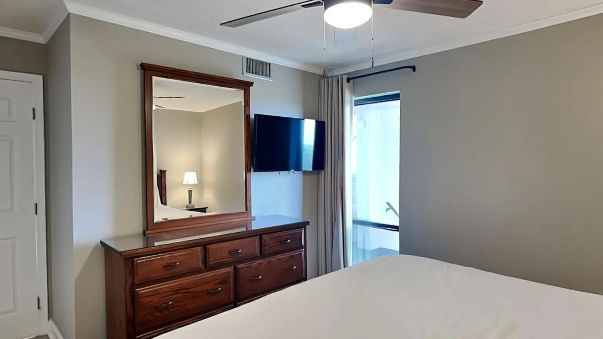 Edgewater Tower II 1011 Apartment Panama City Beach United States